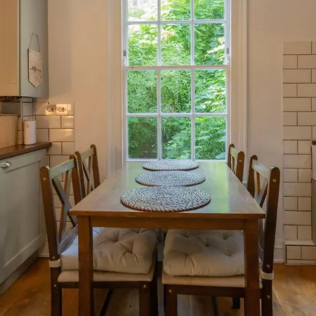Gorgeous 2Bed House In New Road Apartment London Exterior photo